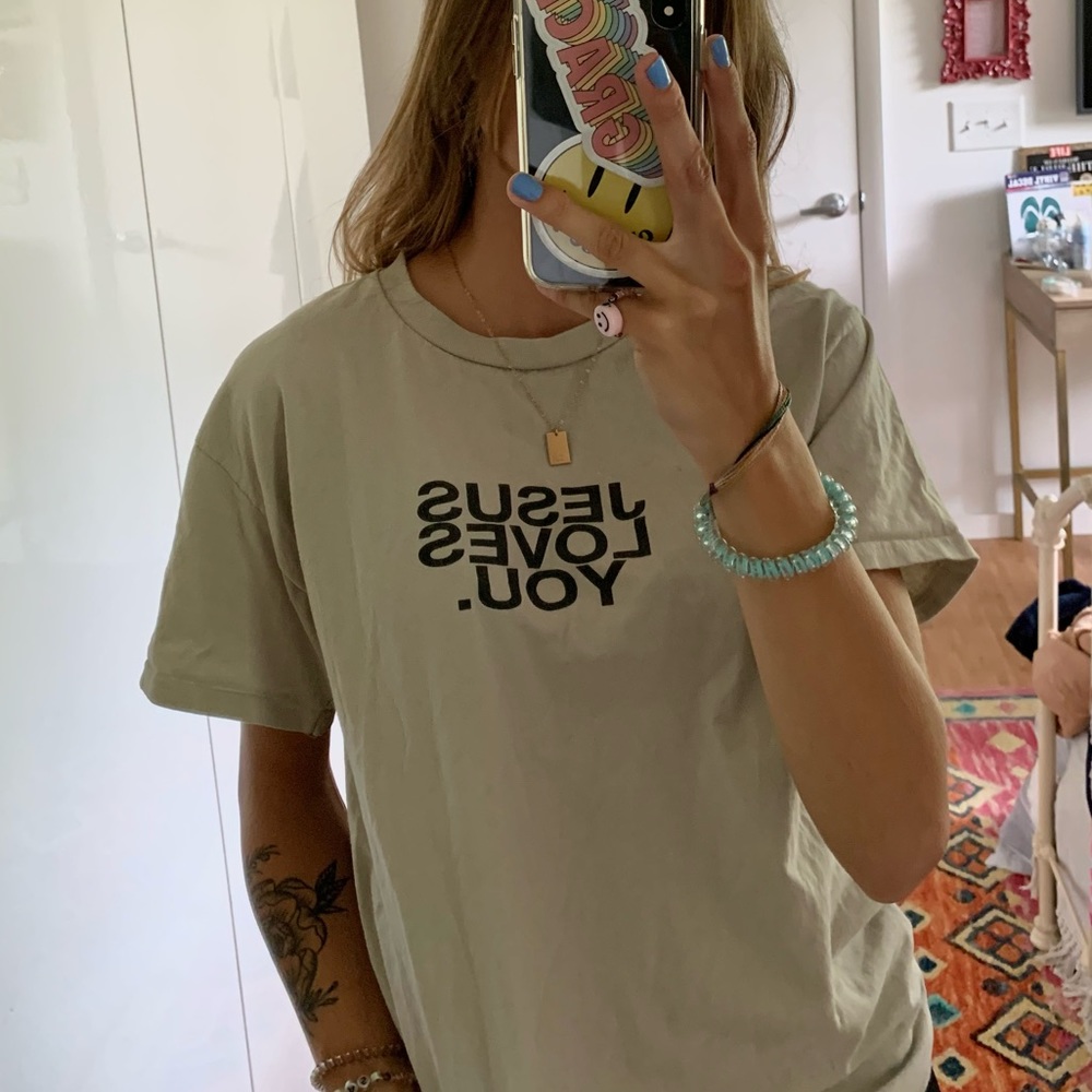 Jesus loves you cream t shirt